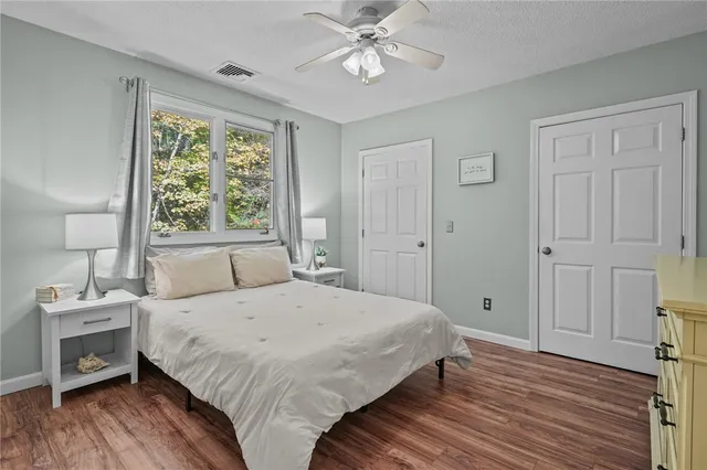 $2,300 | 774 Cooper Road, Glocester, RI 02814