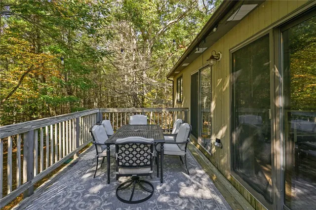 $2,300 | 774 Cooper Road, Glocester, RI 02814