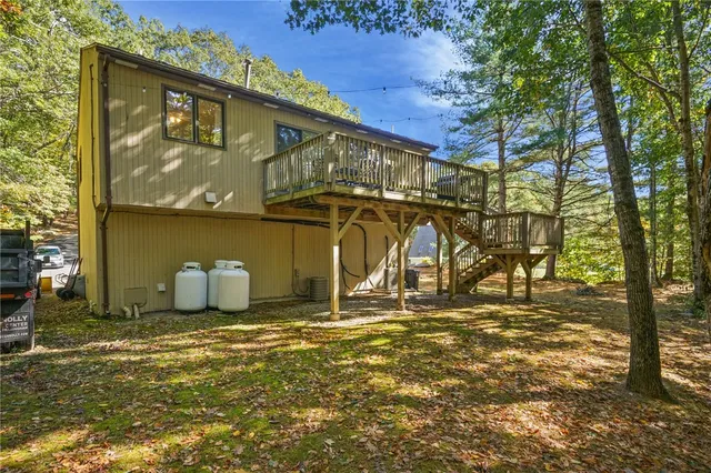 $2,300 | 774 Cooper Road, Glocester, RI 02814