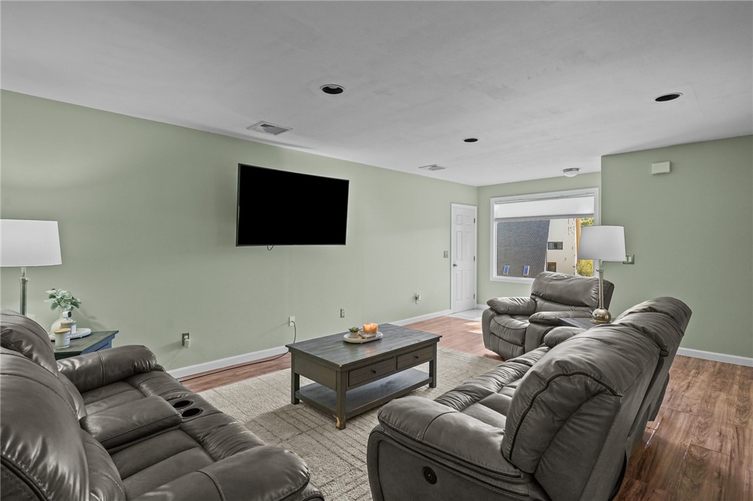 774 Cooper Road Glocester, RI 02814 - Photo 6 of 31