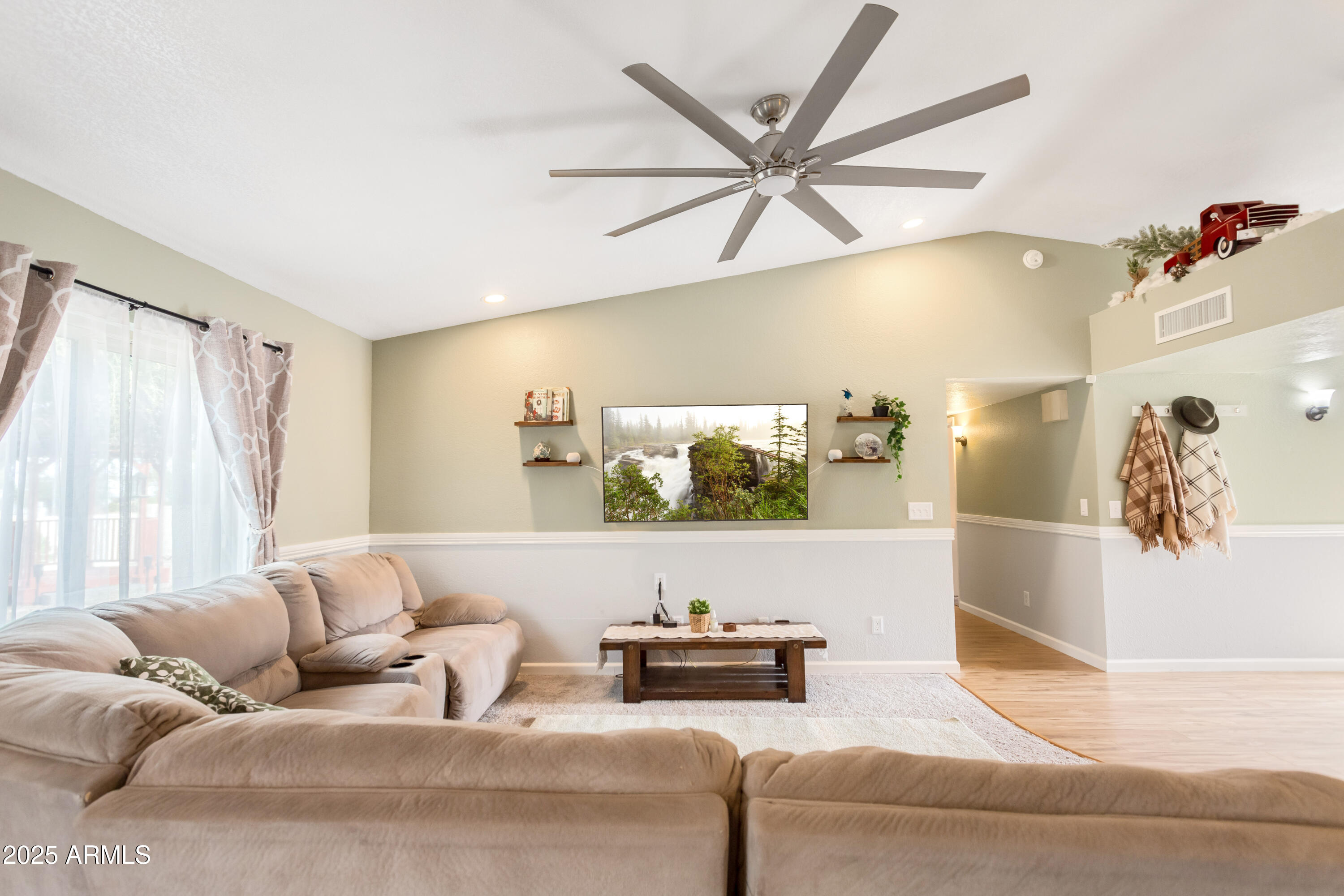 4931 Loma Loop Sierra Vista, AZ 85635 - Photo 10 of 47 a living room with furniture and a large window