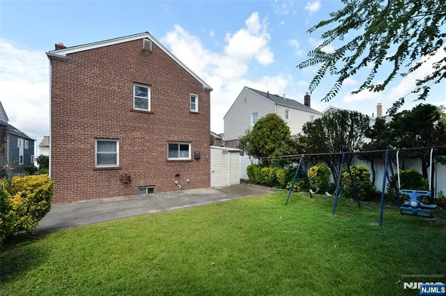 $649,000 | 508 St Pauls Avenue, Cliffside Park, NJ 07010