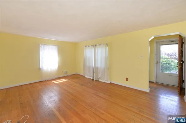 $649,000 | 508 St Pauls Avenue, Cliffside Park, NJ 07010