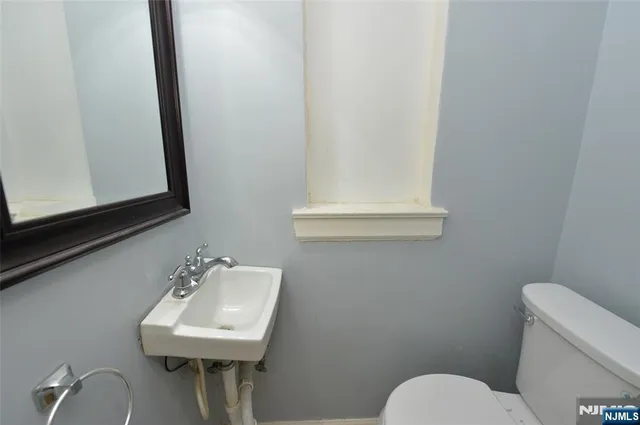 $649,000 | 508 St Pauls Avenue, Cliffside Park, NJ 07010