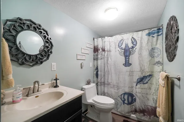 $420,500 | 681 Hancock School Road, Spencer, IN 47460