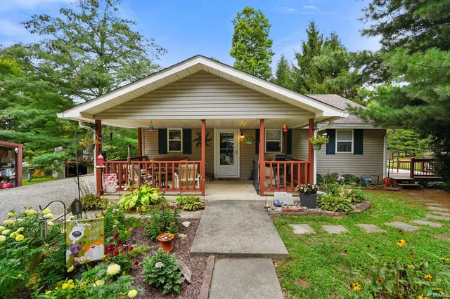 $420,500 | 681 Hancock School Road, Spencer, IN 47460