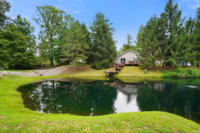 $420,500 | 681 Hancock School Road, Spencer, IN 47460