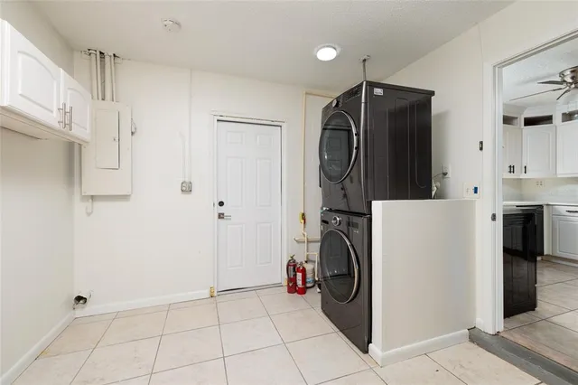 $500,000 | 121 28th Avenue North, St. Petersburg, FL 33704