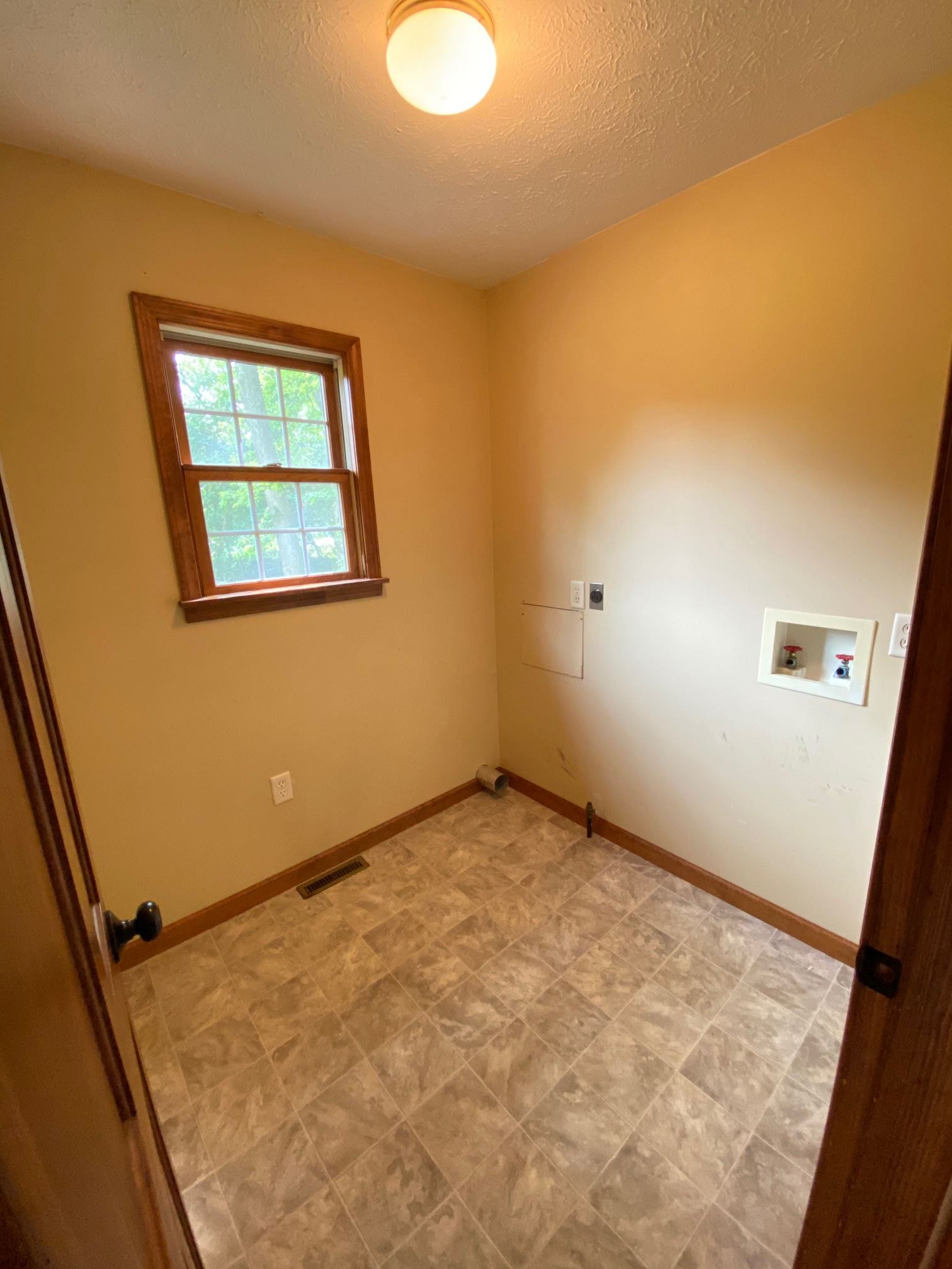 910 Samuel Milroy Road Delphi, IN 46923 - Photo 18 of 34 Gallery Image 18