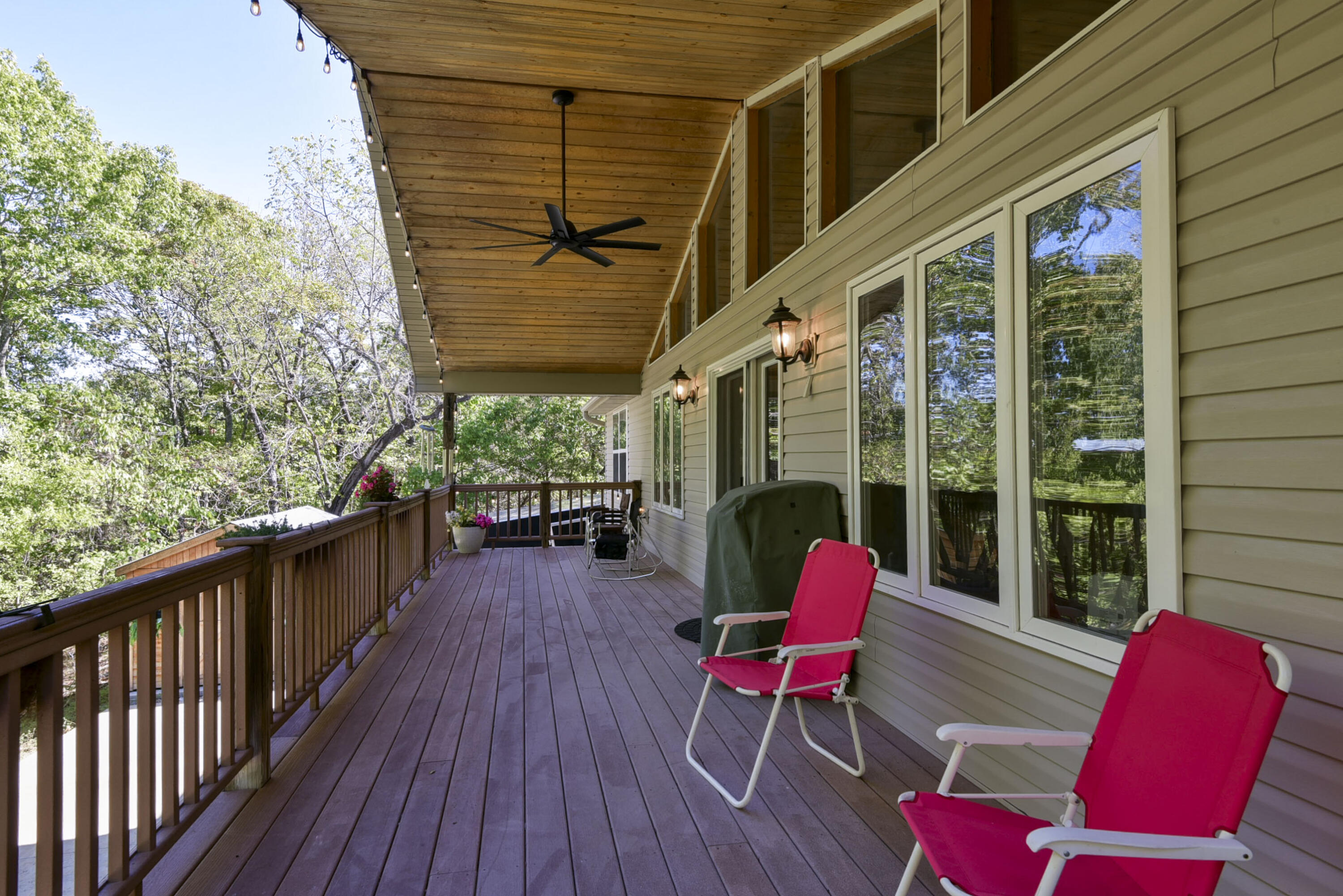 281 Queensberry Road Reeds Spring, MO 65737 - Photo 17 of 38 Back Deck