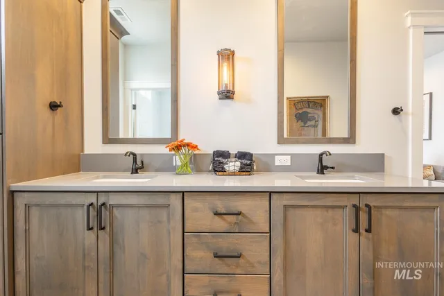 $675,000 | 3321 South Hopes Well Way, Boise, ID 83716