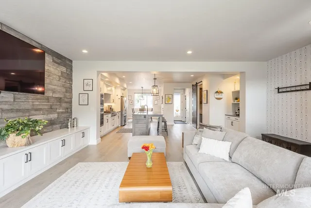 $675,000 | 3321 South Hopes Well Way, Boise, ID 83716