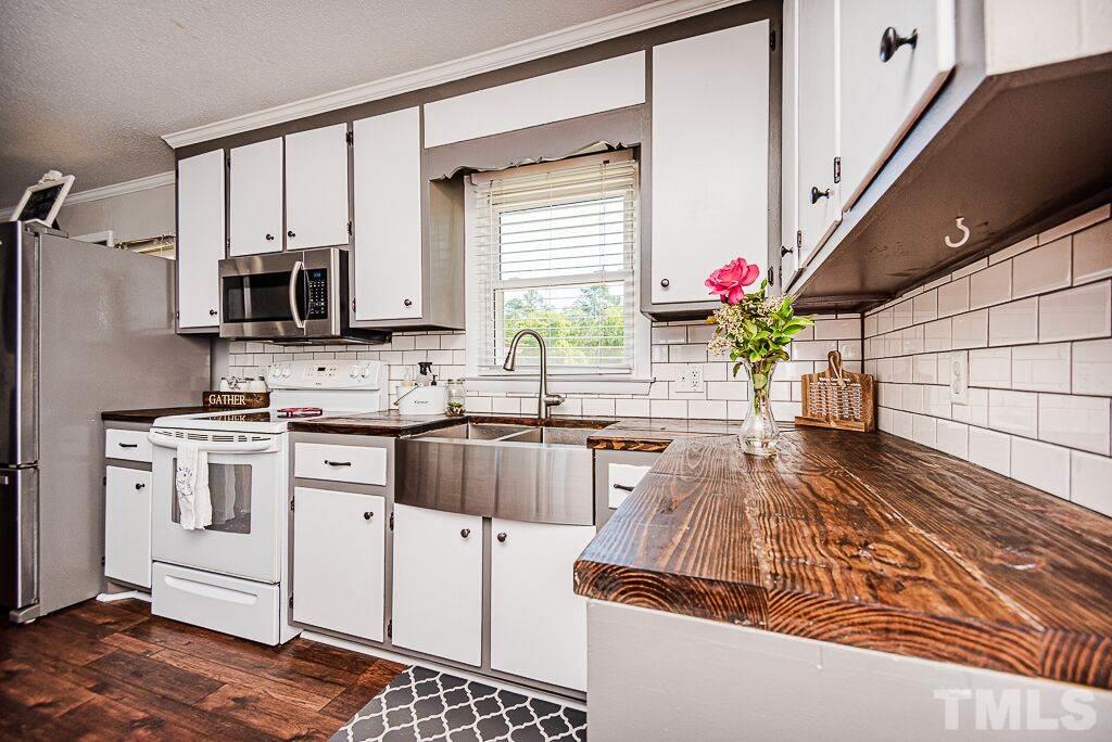 6161 Edwards Road Sanford, NC 27332 - Photo 8 of 30 Gallery Image 8