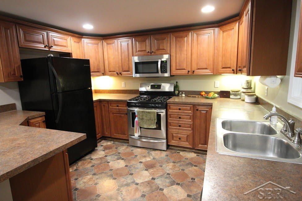 5727 Sheridan Road Saginaw, MI 48601 - Photo 5 of 16 31330421-5.JPG