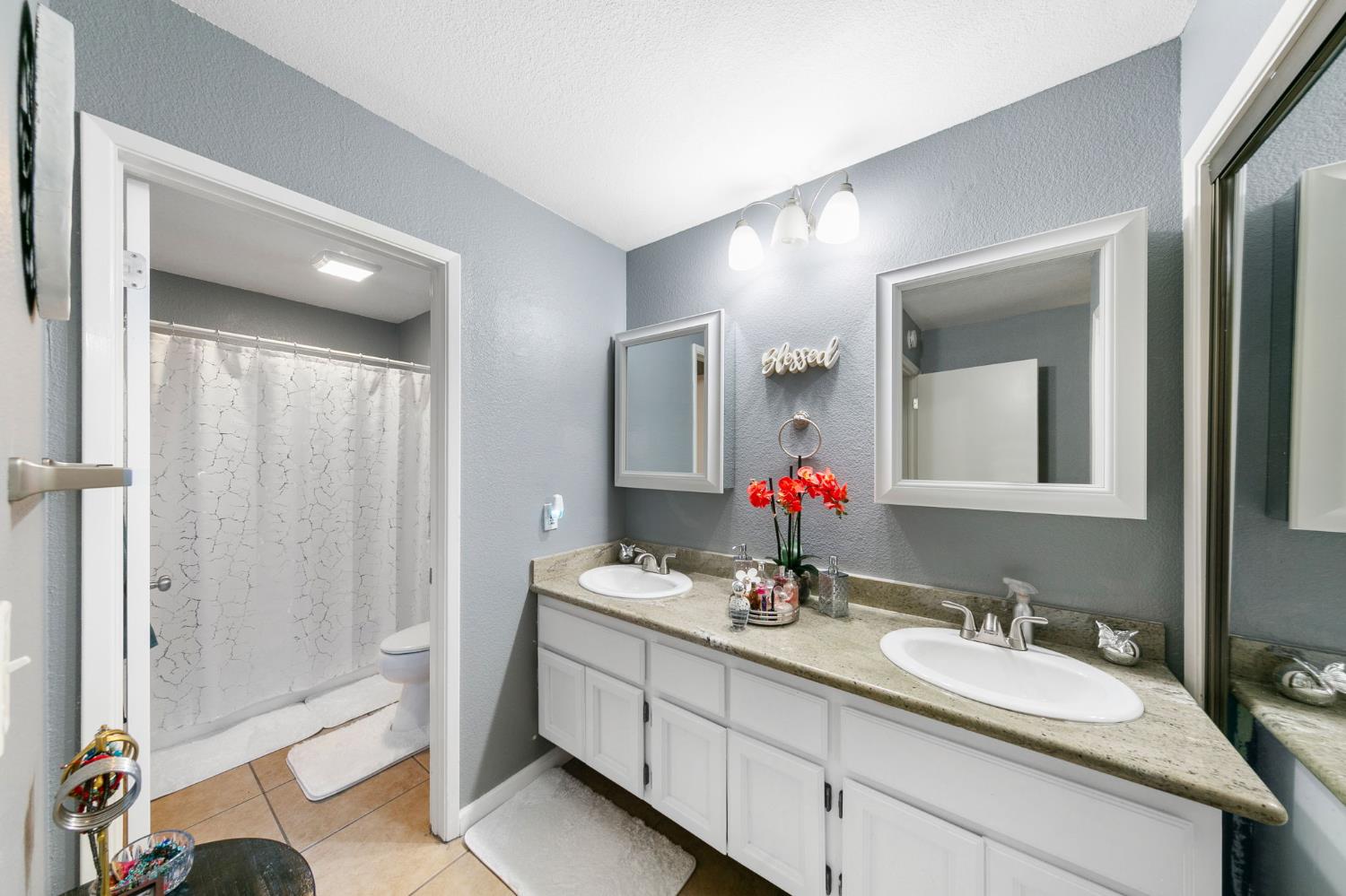 1425 West Swain Road, Unit 13 Stockton, CA 95207 - Photo 18 of 31