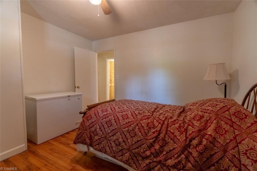 807 Grooms Road Reidsville, NC 27320 - Photo 16 of 25 Gallery Image 16