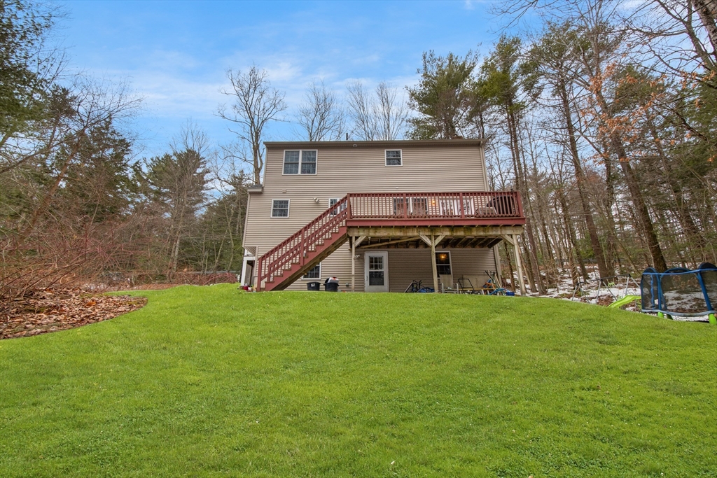 112 Mashapaug Road Sturbridge, MA 01566 - Photo 34 of 38