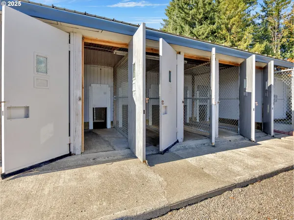 $999,995 | 44434 Southeast Coalman Road, Sandy, OR 97055