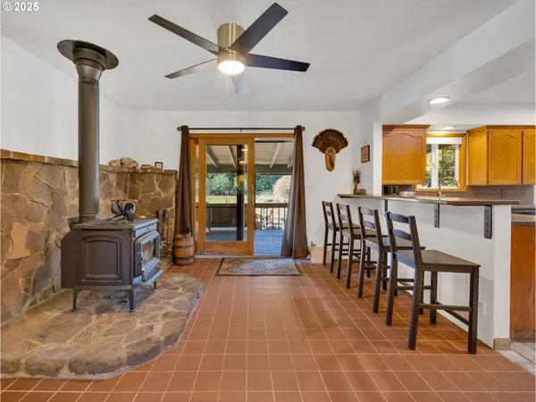 $999,995 | 44434 Southeast Coalman Road, Sandy, OR 97055