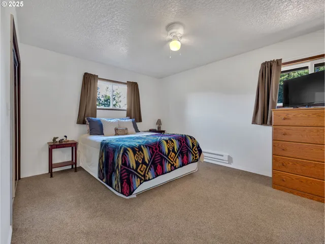 $1,100,000 | 44434 Southeast Coalman Road, Sandy, OR 97055