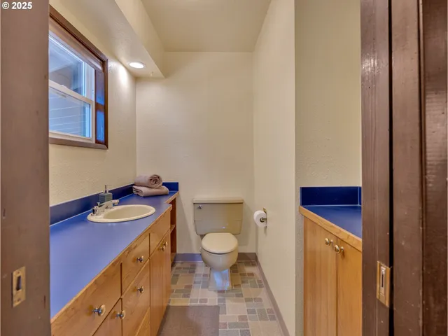 $1,100,000 | 44434 Southeast Coalman Road, Sandy, OR 97055