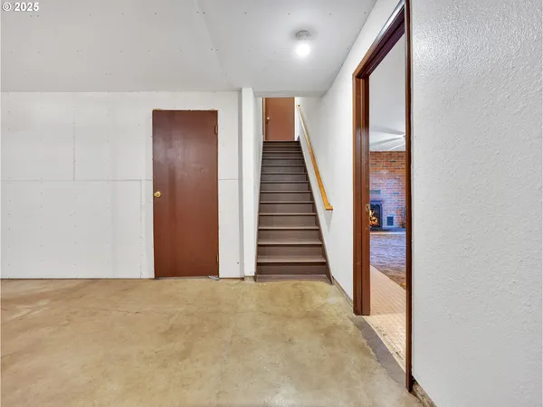 $999,995 | 44434 Southeast Coalman Road, Sandy, OR 97055