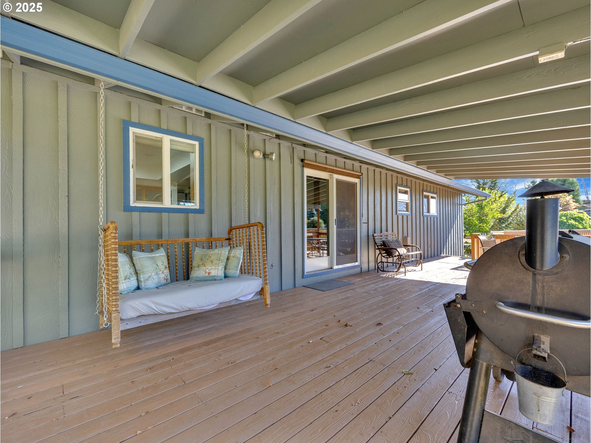 44434 Southeast Coalman Road Sandy, OR 97055 - Photo 39 of 48 a balcony with furniture and wooden floor