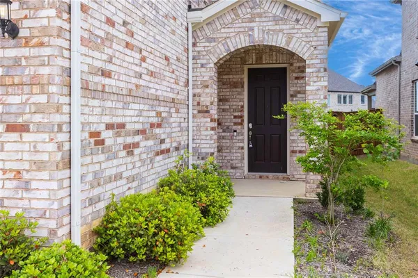 $3,000 | 345 Willowmore Drive, Little Elm, TX 75068