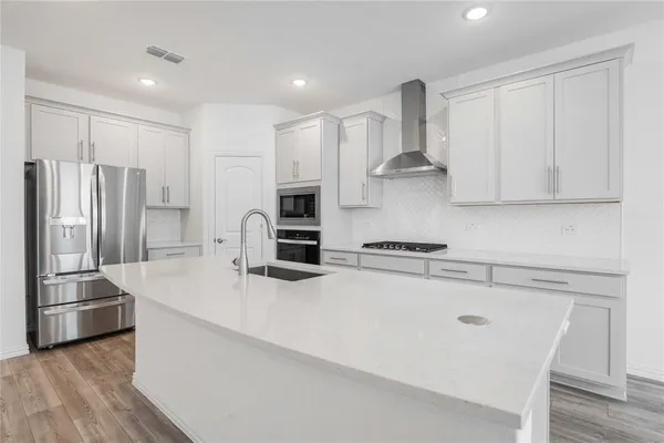 $3,000 | 345 Willowmore Drive, Little Elm, TX 75068