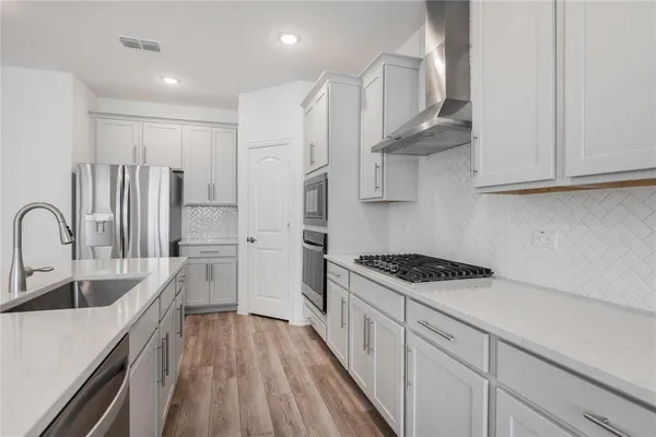 $3,000 | 345 Willowmore Drive, Little Elm, TX 75068