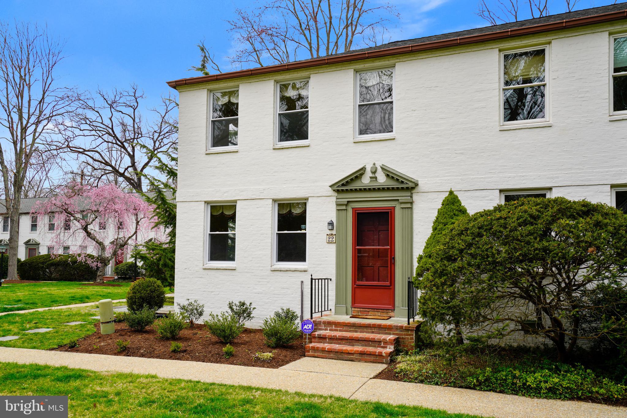 5203 Falls Road, Unit 22 Baltimore, MD 21210 - Photo 1 of 39 Front of unit