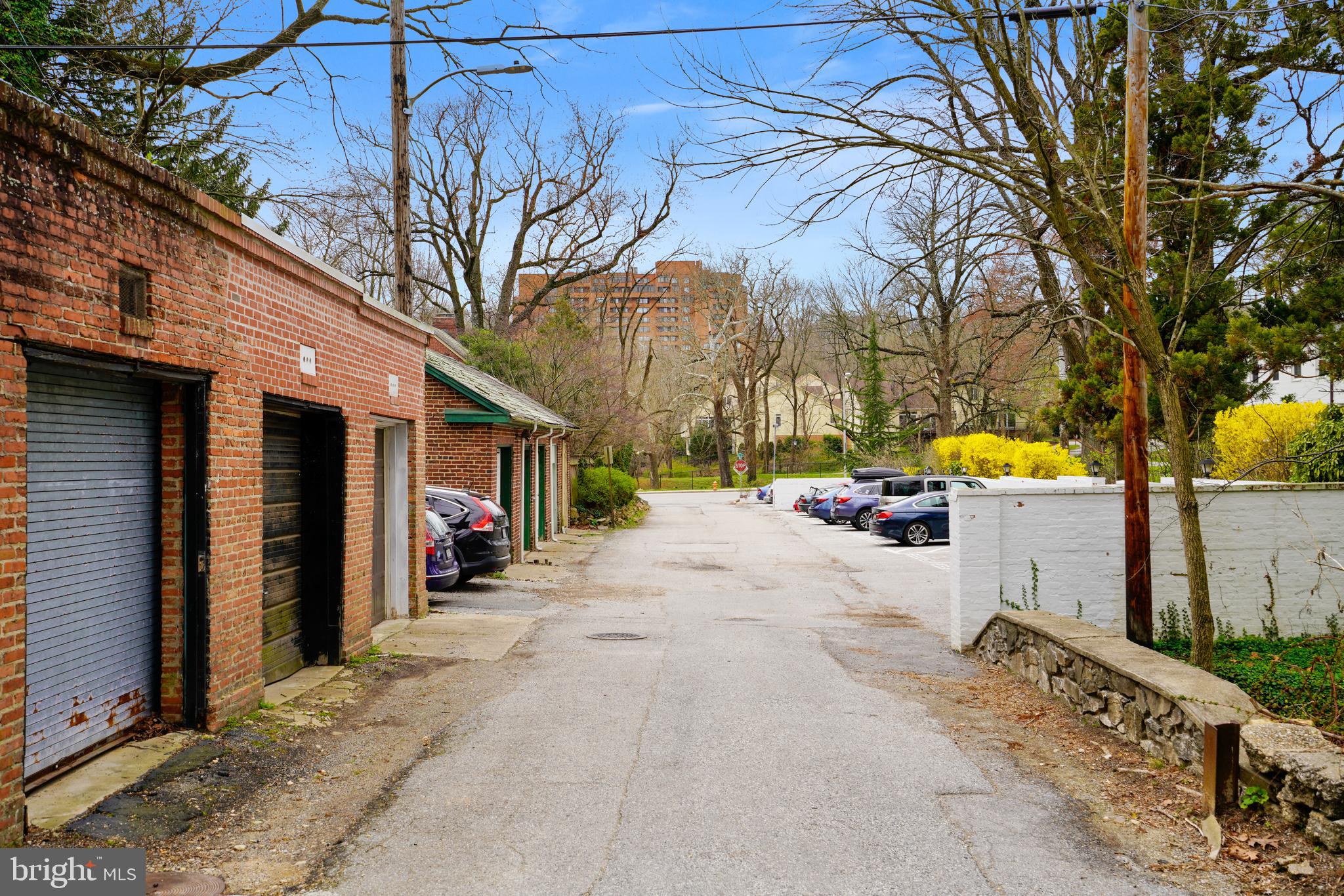 5203 Falls Road, Unit 22 Baltimore, MD 21210 - Photo 8 of 39 Entrance road off of Falls Rd