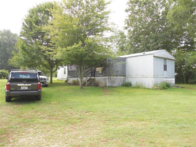 1236 Sheehy Road McEwen, TN 37101 - Photo 2 of 14 Gallery Image 2