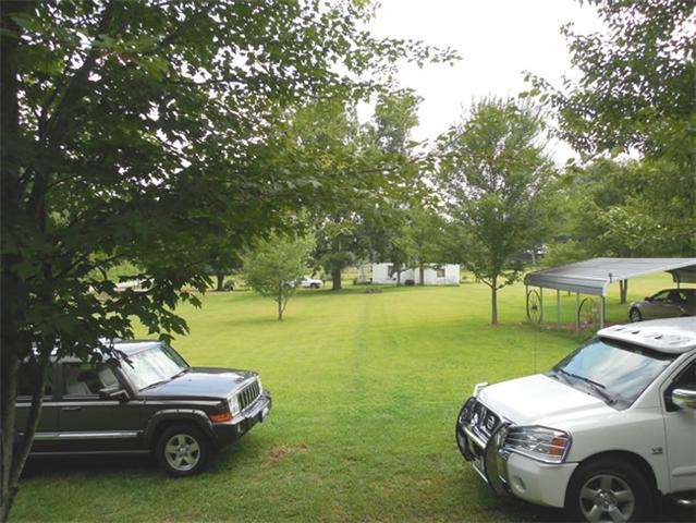 1236 Sheehy Road McEwen, TN 37101 - Photo 3 of 14 Gallery Image 3