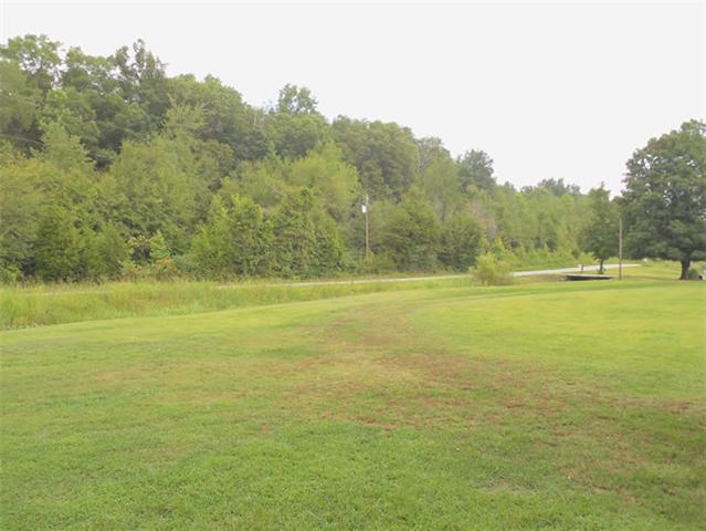 1236 Sheehy Road McEwen, TN 37101 - Photo 6 of 14 Gallery Image 6