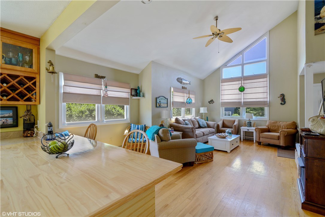 75 Quannacut Road, Unit A Westerly, RI 02891 - Photo 3 of 15