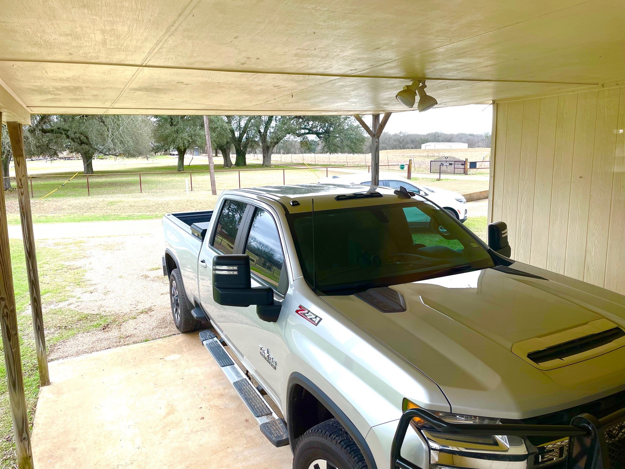 800 Archie Lane Belton, TX 76513 - Photo 28 of 32 Your oversized pickup (I'm sure you have one) fits real good here.