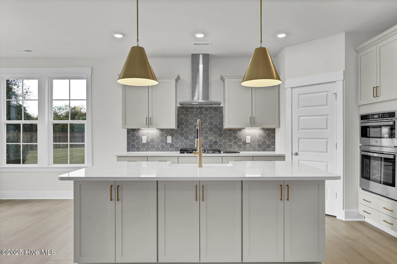 72 Lookout Point Hampstead, NC 28443 - Photo 7 of 17 Photo not of subject home, finishes will vary*