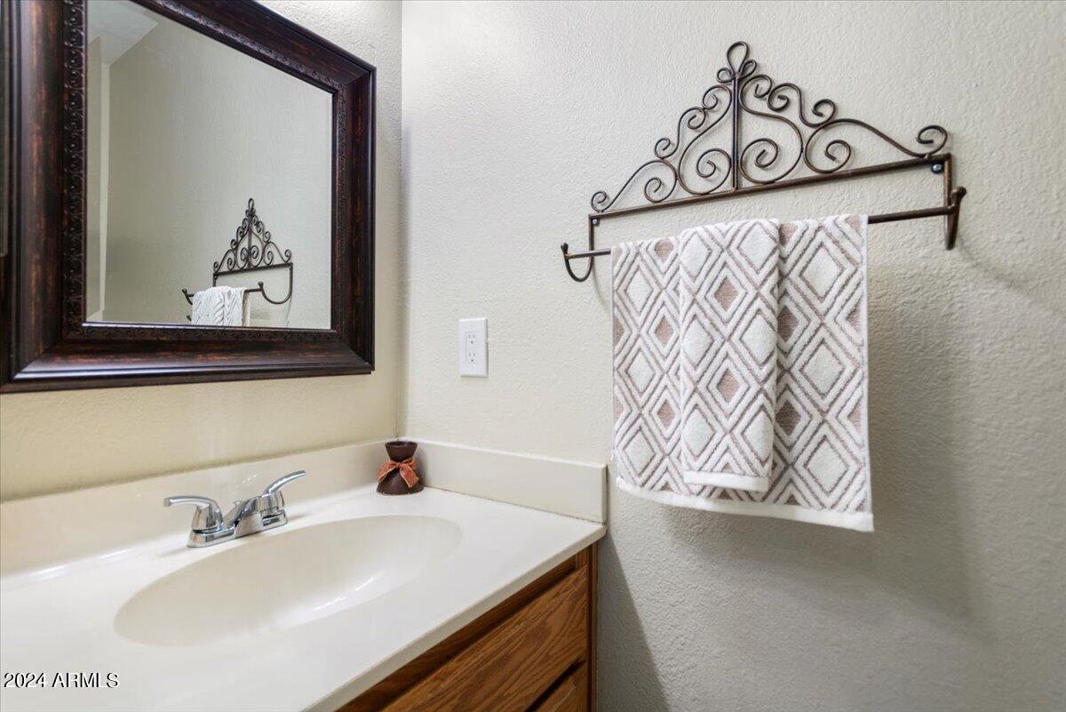 170 East Guadalupe Road, Unit 17 Gilbert, AZ 85234 - Photo 19 of 20 19-51365658