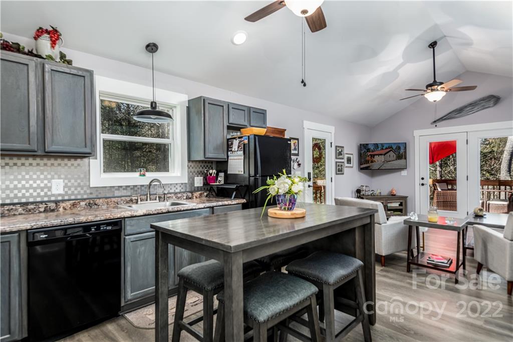 1705 High Country Road Lenoir, NC 28645 - Photo 20 of 48 Gallery Image 20