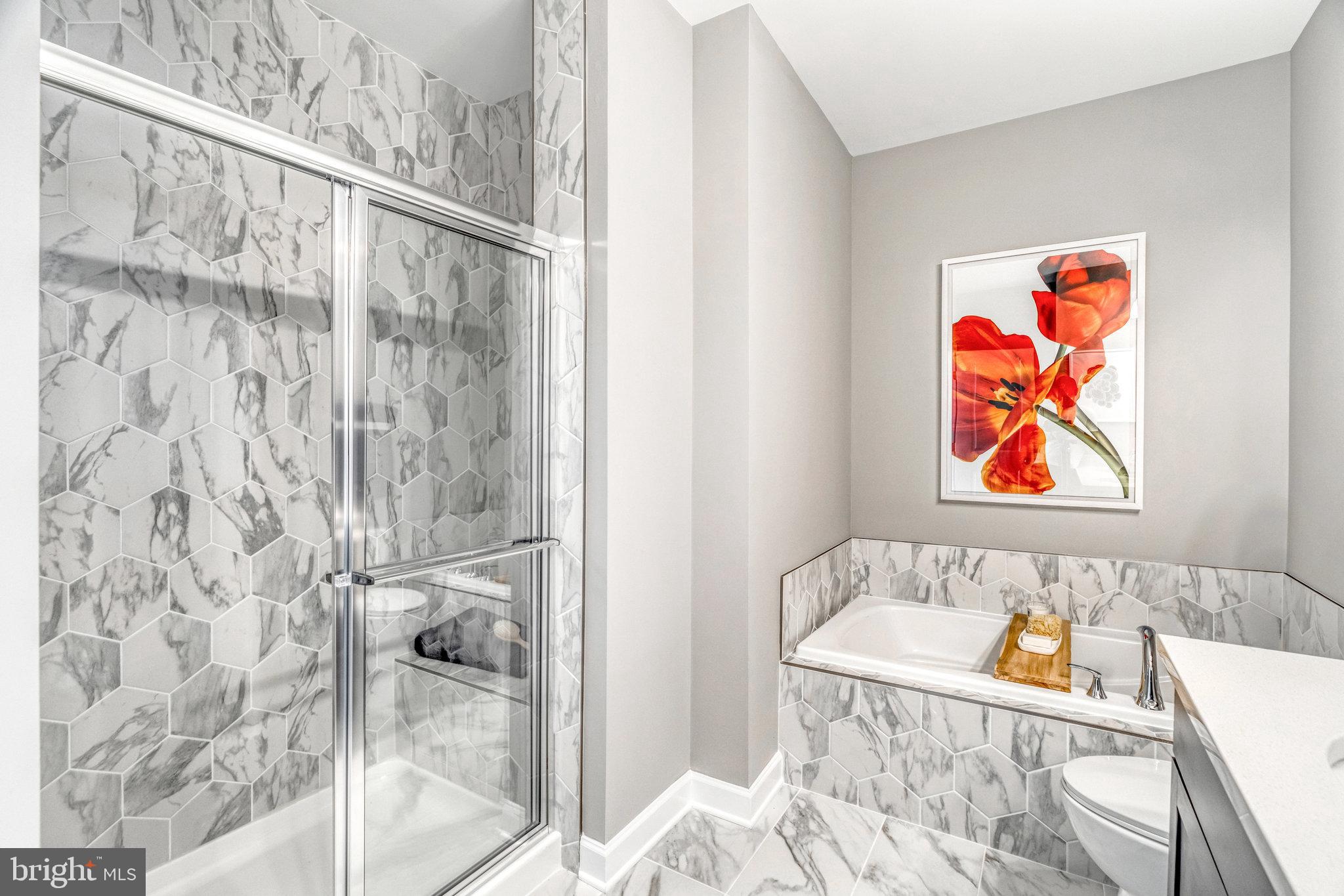 4900 Chelan Crossing Chantilly, VA 20151 - Photo 27 of 39 SAMPLE PHOTO ONLY -PRIMARY BEDROOM BATH