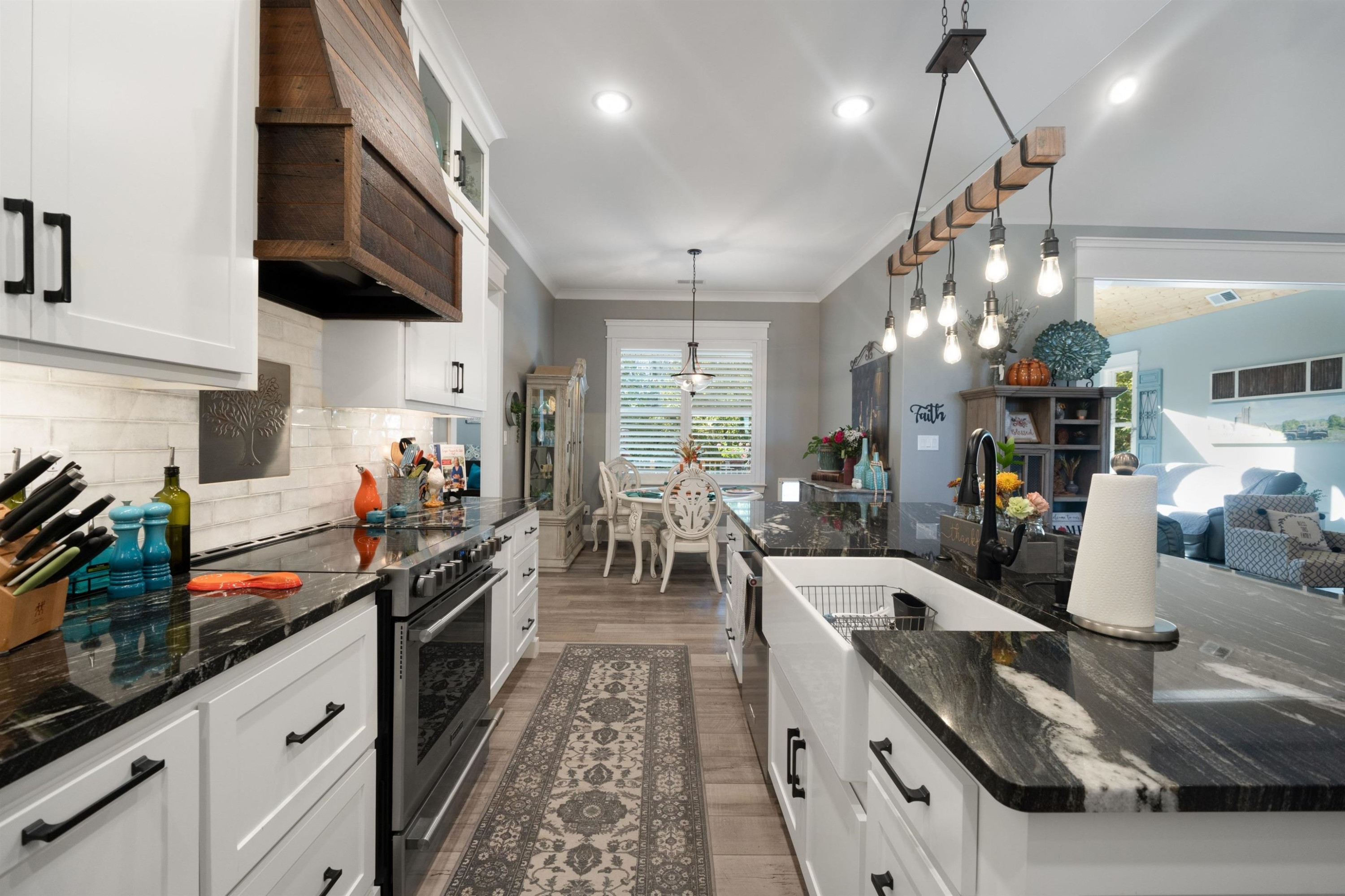 491 Cooper Anderson Road Jackson, TN 38305 - Photo 11 of 30 a kitchen with lots of counter top space and stainless steel appliances