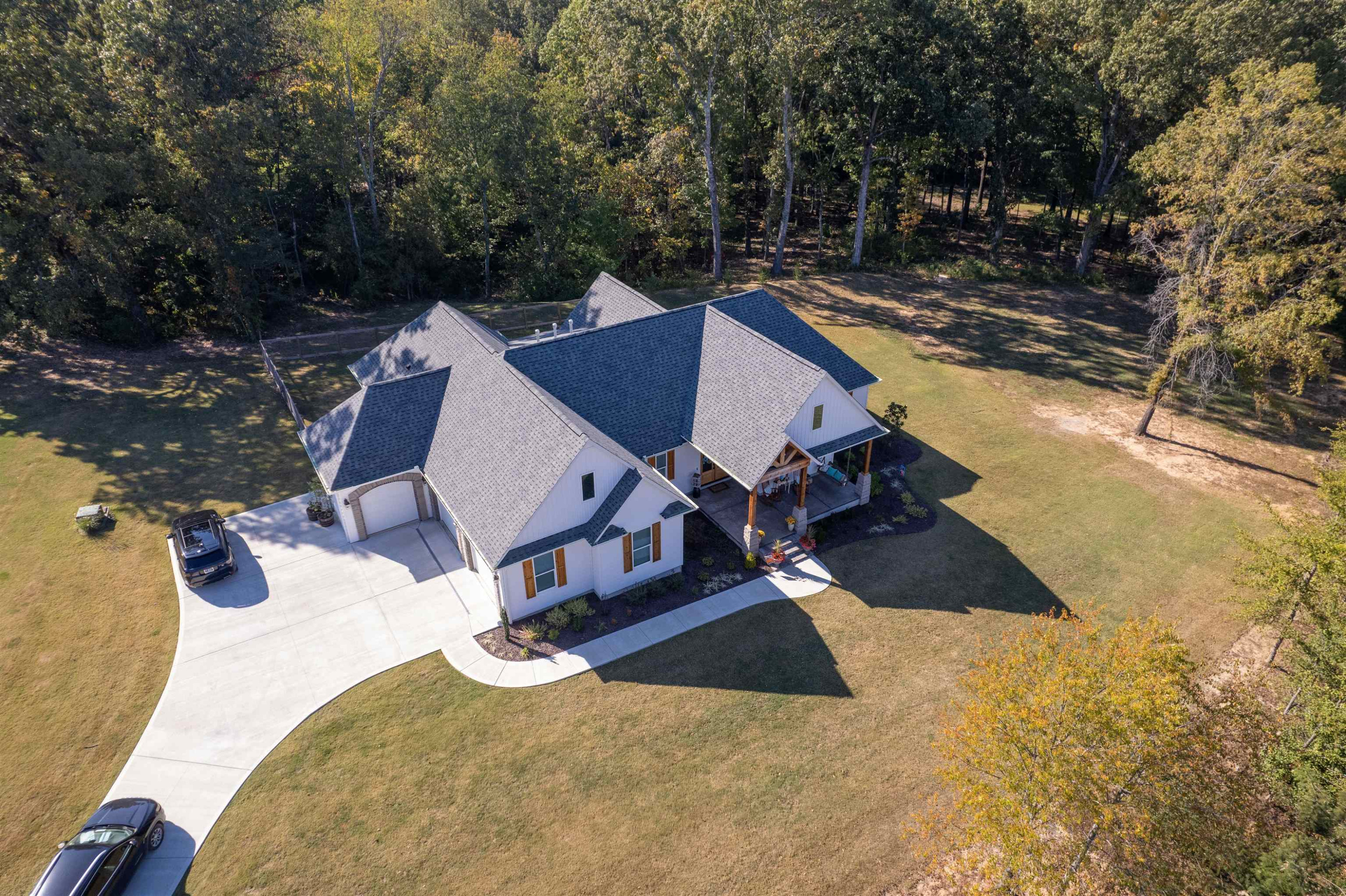 491 Cooper Anderson Road Jackson, TN 38305 - Photo 30 of 30 a view of a swimming pool with lounge chairs