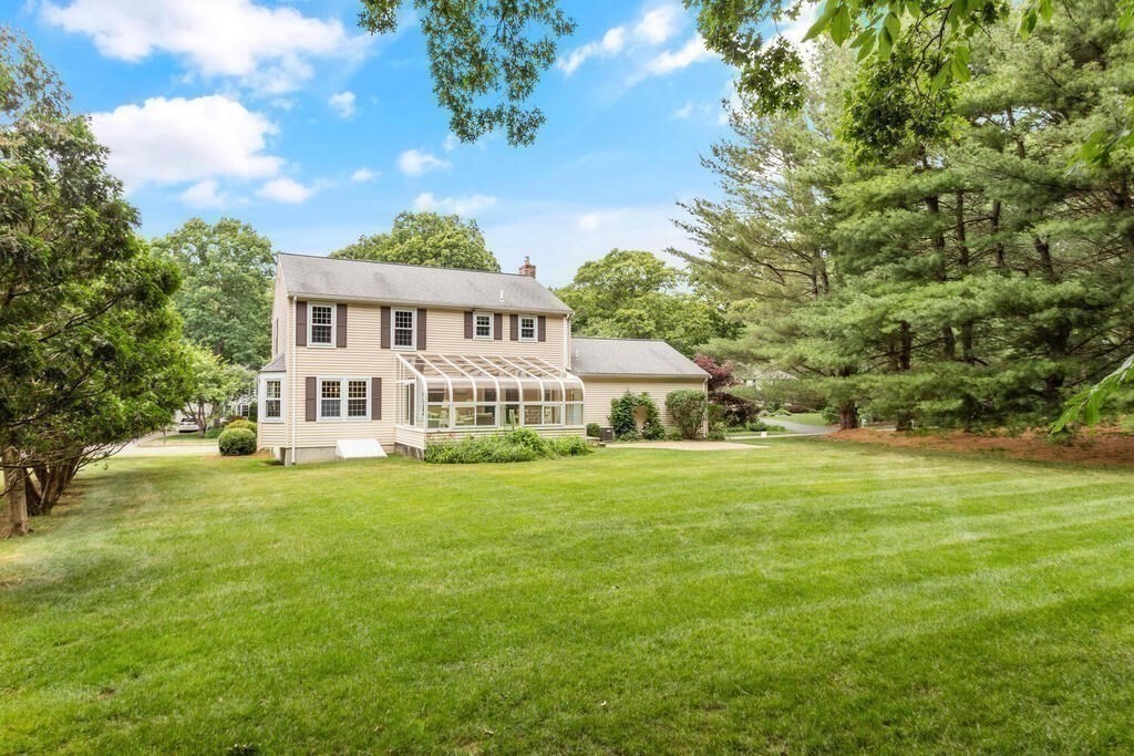 136 Dalton Road Holliston, MA 01746 - Photo 32 of 36 Gallery Image 32