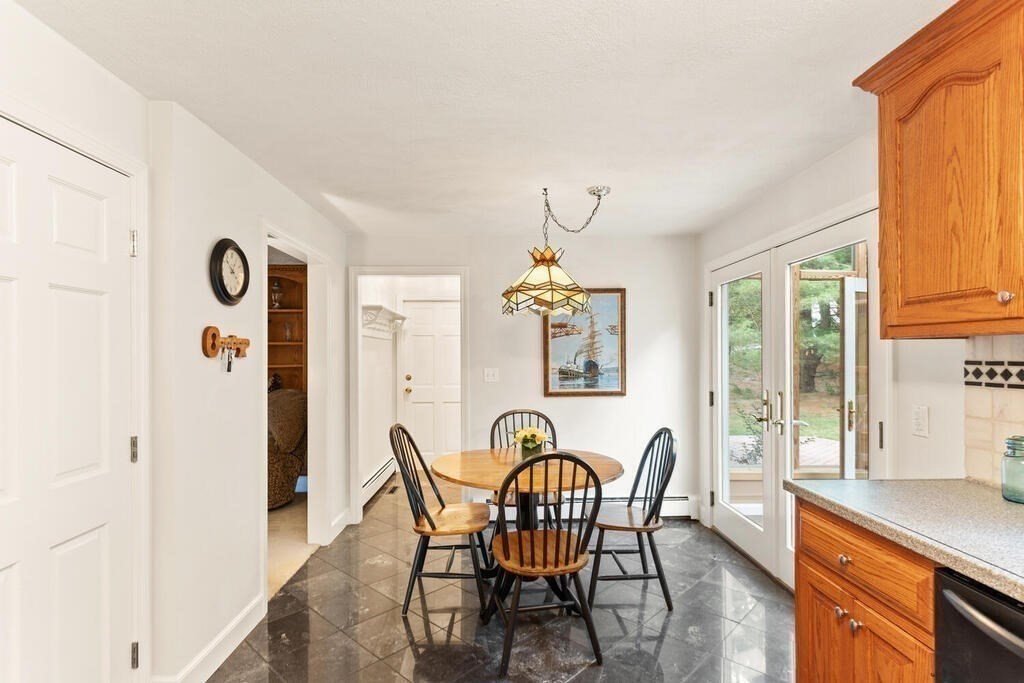 136 Dalton Road Holliston, MA 01746 - Photo 10 of 36 Gallery Image 10