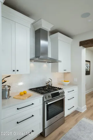 $1,424,750 | 1 Pickett Lane, Rexford, NY 12148