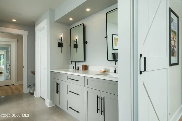 $1,424,750 | 1 Pickett Lane, Rexford, NY 12148