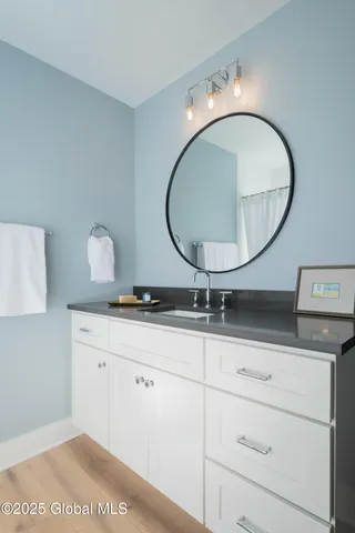 $1,424,750 | 1 Pickett Lane, Rexford, NY 12148