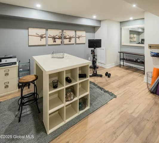 $1,424,750 | 1 Pickett Lane, Rexford, NY 12148