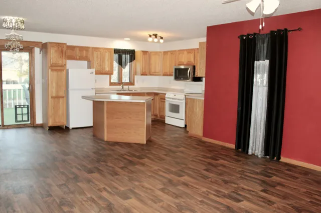 $239,500 | 311 Kendall Avenue South, Thief River Falls, MN 56701